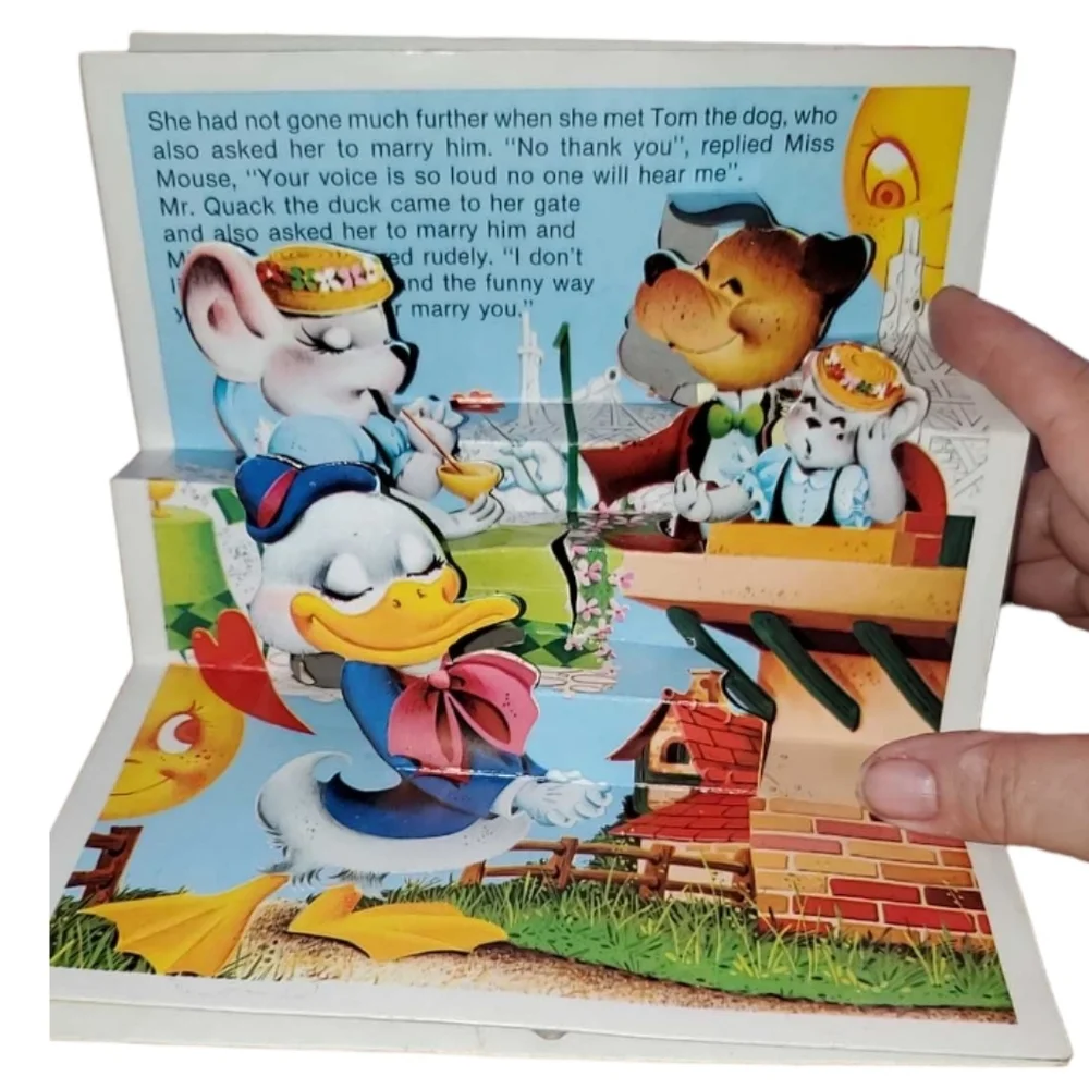 THE VAIN LITTLE MOUSE 1981 Pop-Up Kids Storybook Minipanorama Series Spain